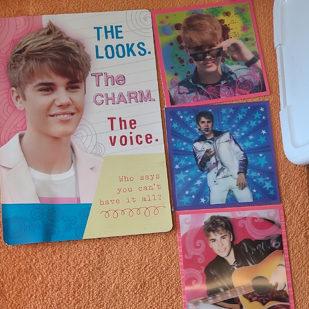 Justin Bieber 3D Hologram Set